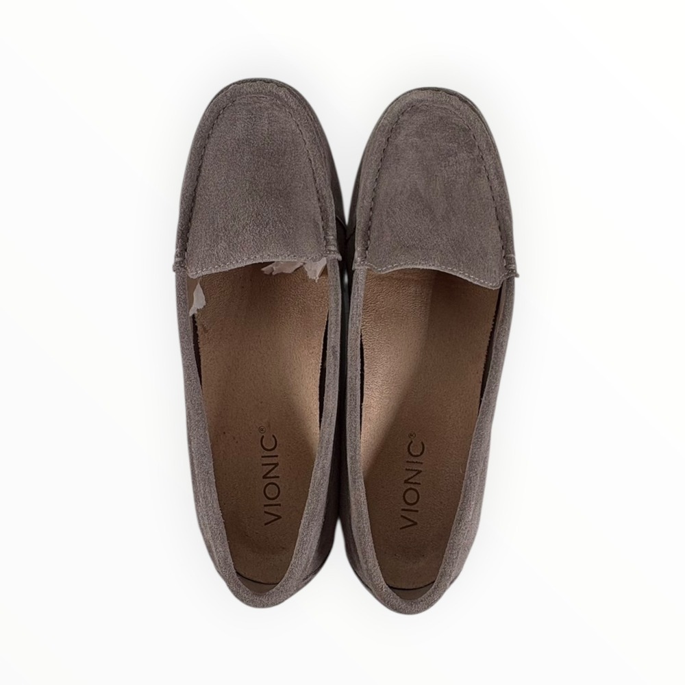 Vionic Loafers Women Size 8 Grey Excellent Suede Moc Toe Slip On Flat Shoes